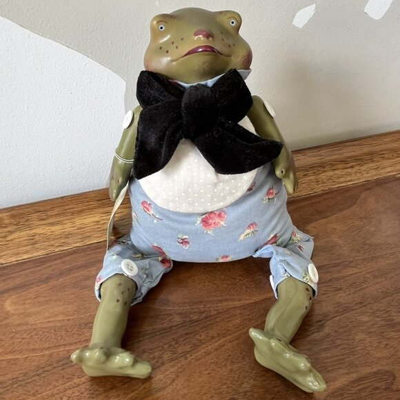 Vintage Department 56 Shelf Sitter Frog Doll by Marylisa Chesnutt Fabric Ceramic - Picture 3 of 14